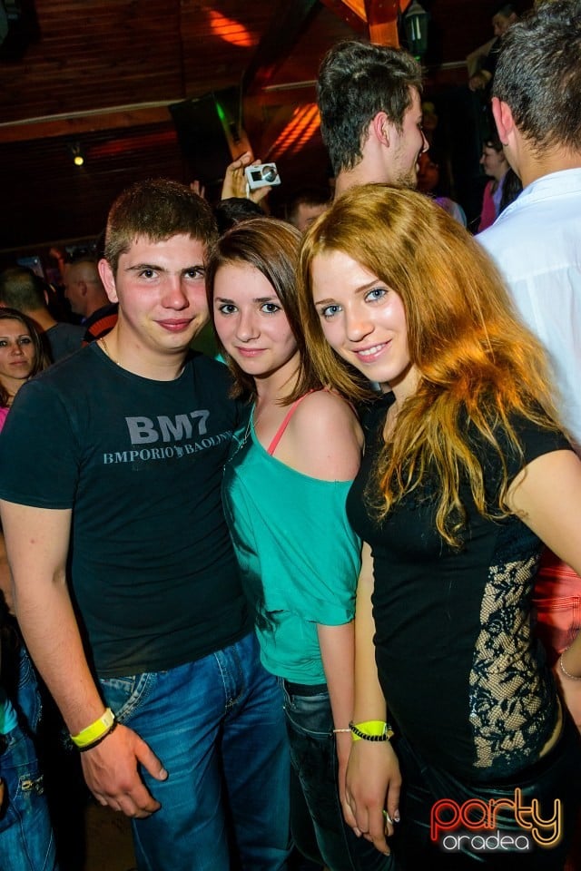 Party With Dj Wallas, Mc Dizzy & Bozsek Márk, 