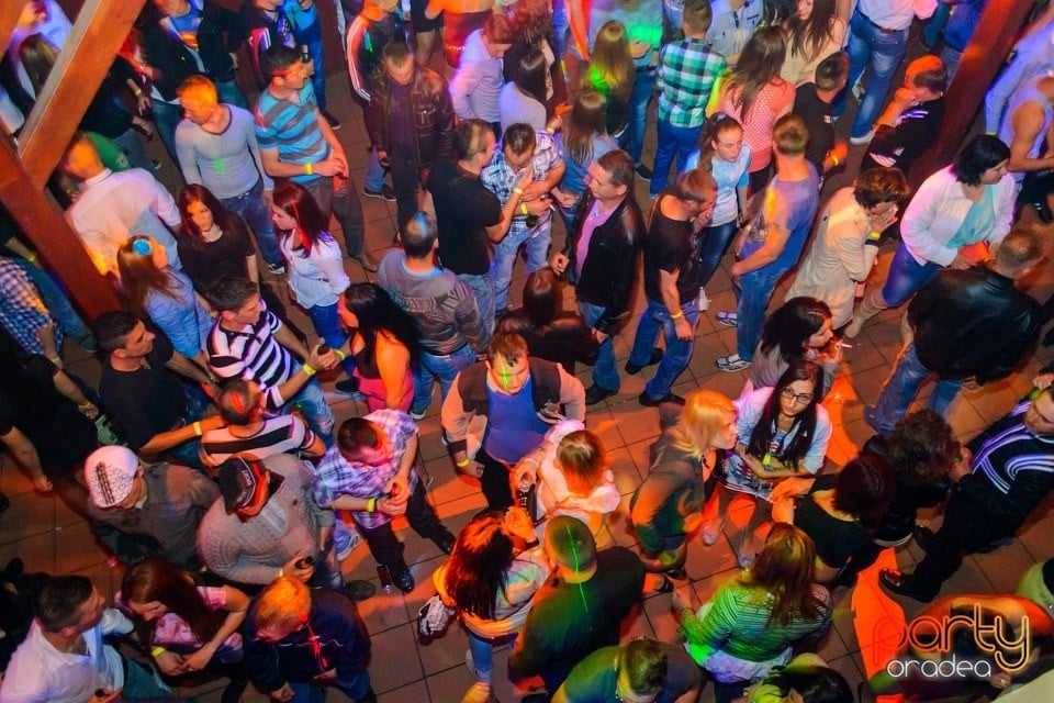 Party With Dj Wallas, Mc Dizzy & Bozsek Márk,
