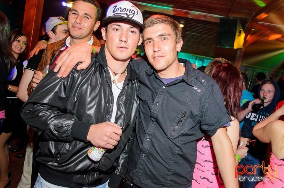 Party With Mc Lajcsák & Dj White, 