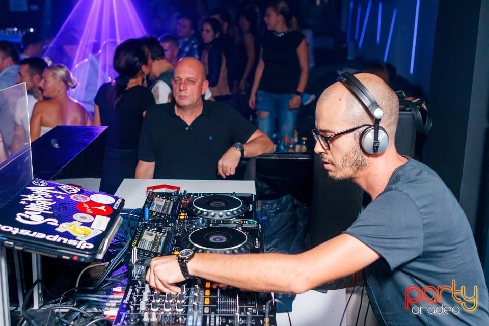 Party With Raul Rodriguez,