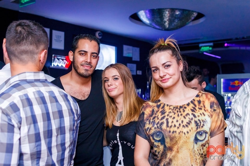Party With Raul Rodriguez,