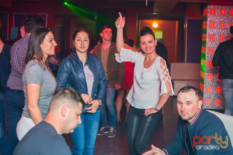 Paștele în Club LIFE, 