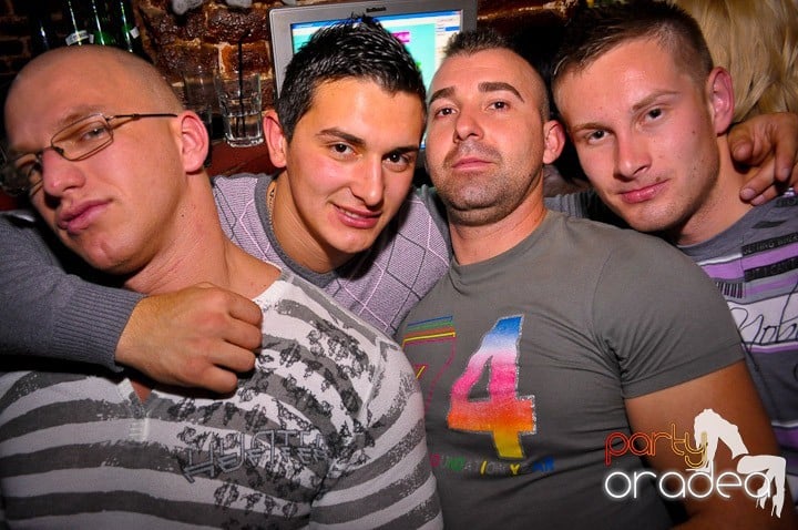 Pe ringul de dans din Escape, 