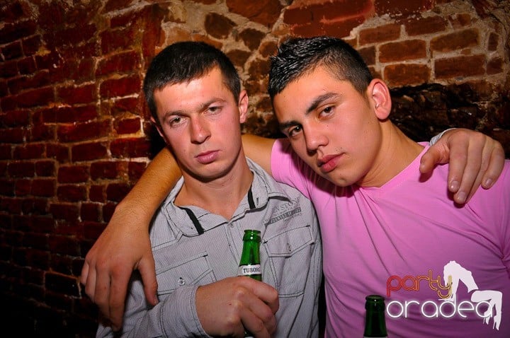 Pe ringul de dans din Escape, 