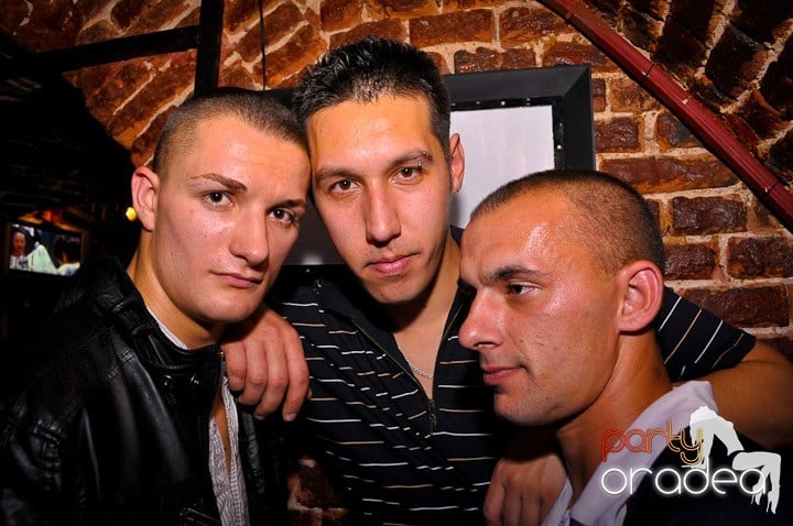 Pe ringul de dans din Escape, 