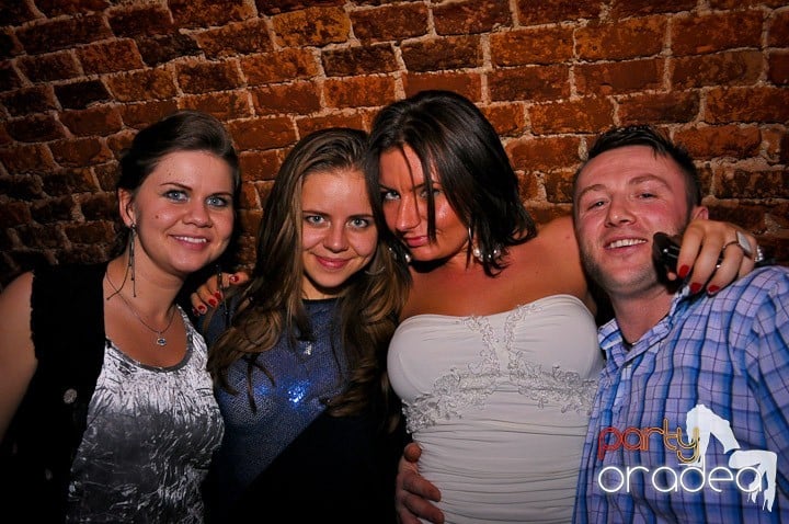 Pe ringul de dans din Escape, 