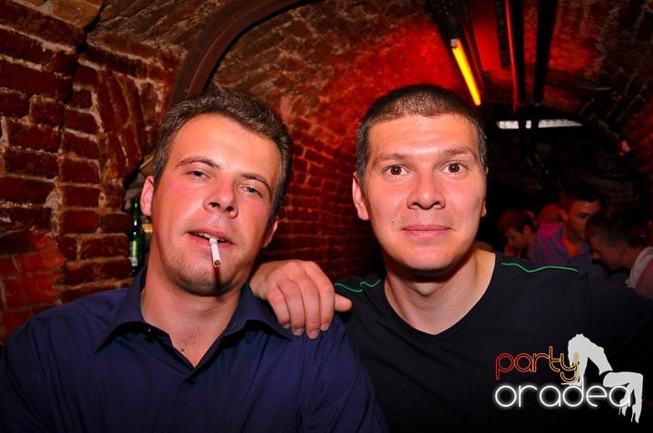 Pe ringul de dans din Escape, 