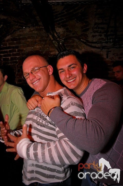 Pe ringul de dans din Escape, 