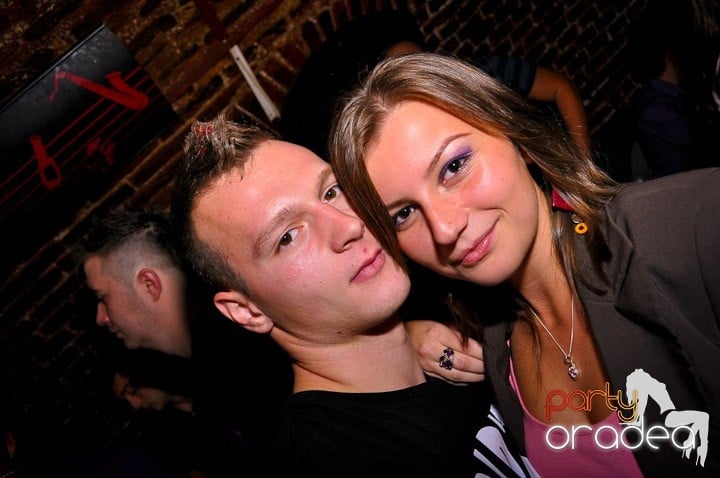 Pe ringul de dans din Escape, 