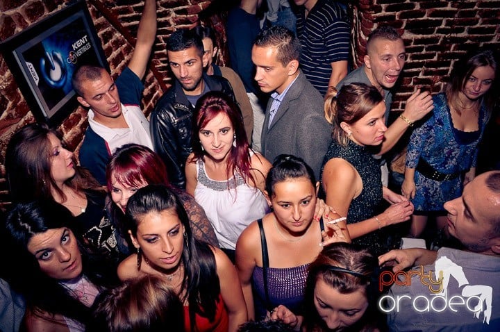 Pe ringul de dans din Escape, 