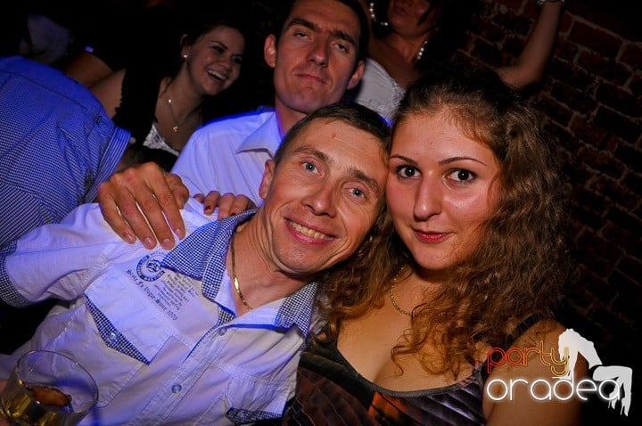 Pe ringul de dans din Escape, 