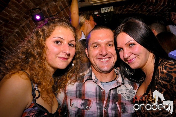 Pe ringul de dans din Escape, 