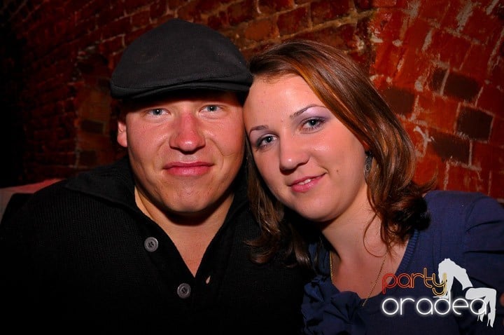 Pe ringul de dans din Escape, 