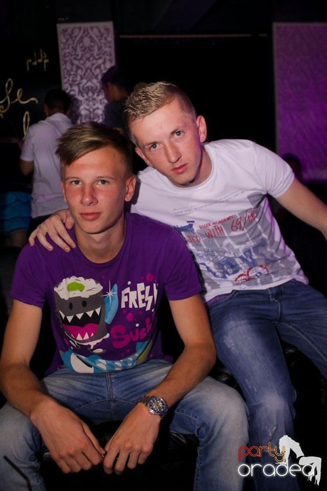 Pedro de la Oradea în Club Life, 