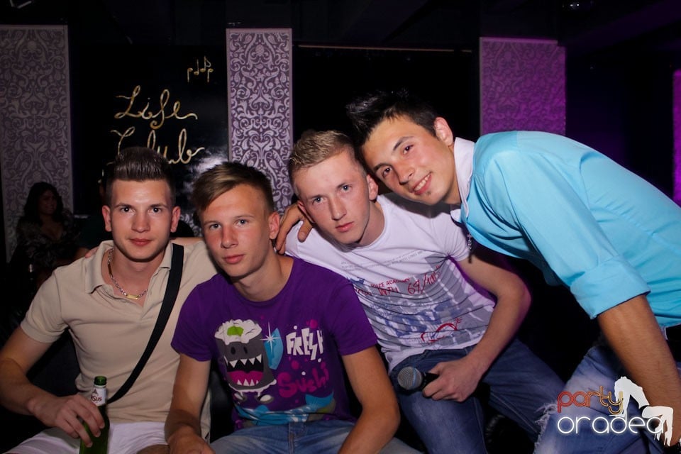 Pedro de la Oradea în Club Life, 