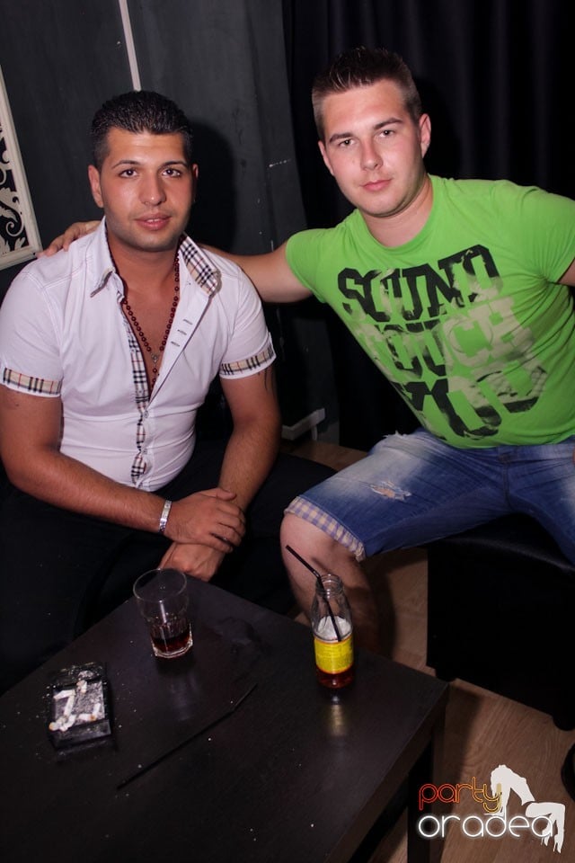 Pedro de la Oradea în Club Life, 