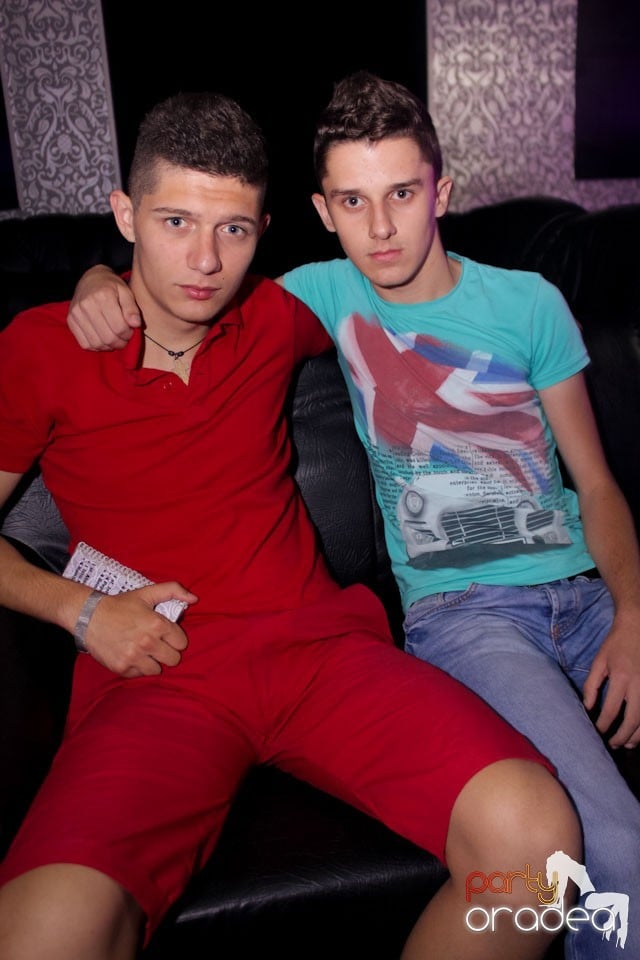 Pedro de la Oradea în Club Life, 