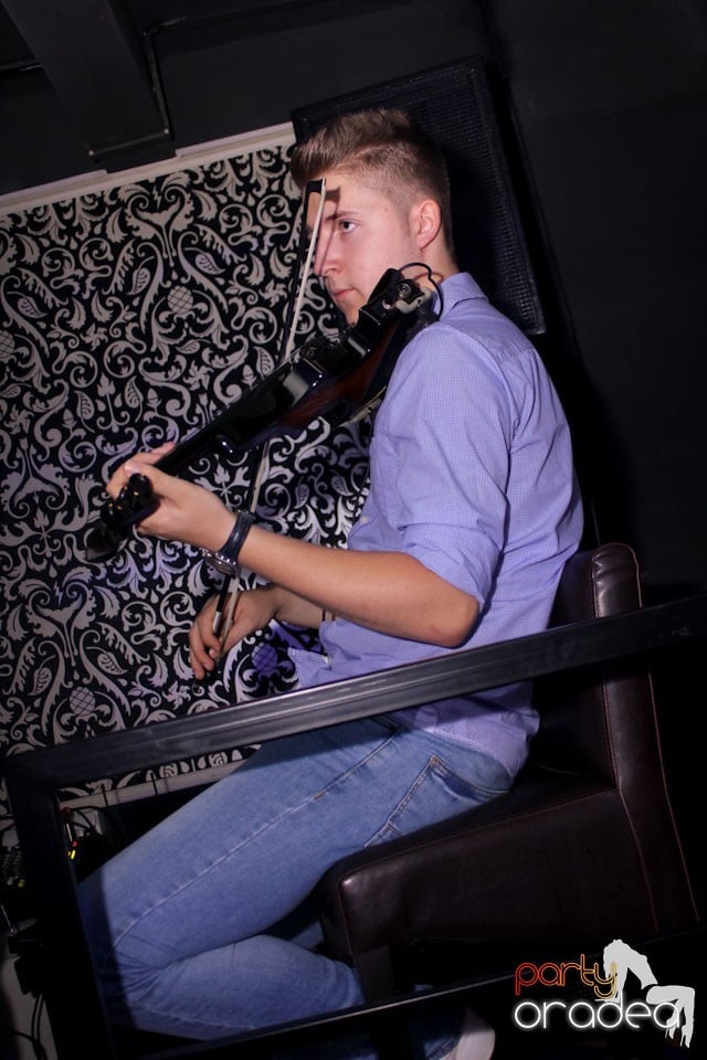 Pedro de la Oradea în Club Life, 