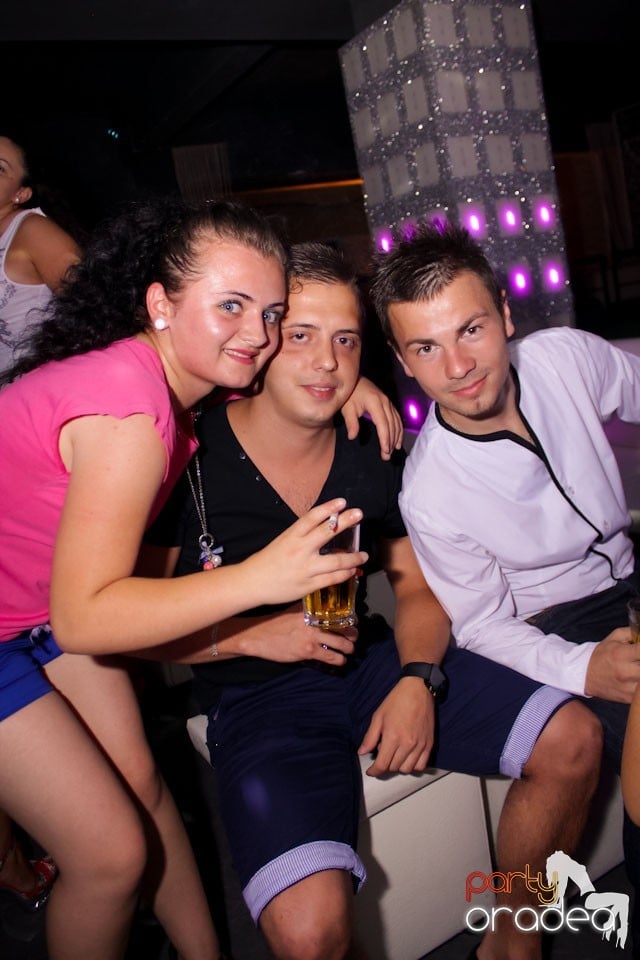 Pedro de la Oradea în Club Life, 