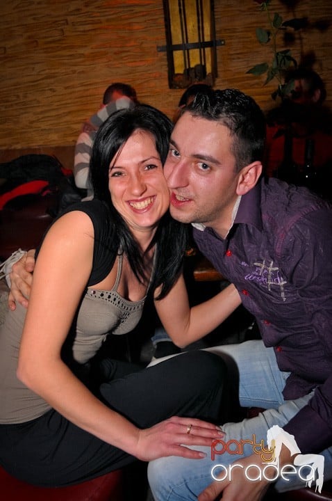 Petrecem cu Downtown, 