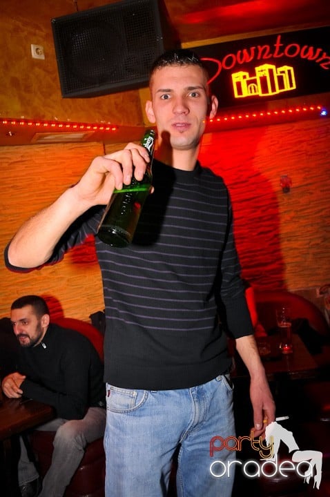 Petrecem cu Downtown, 