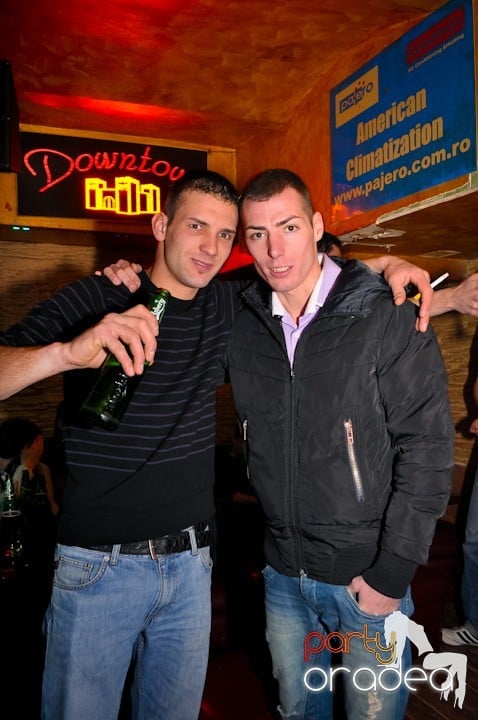 Petrecem cu Downtown, 