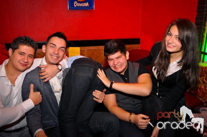 Petrecem cu Downtown, 