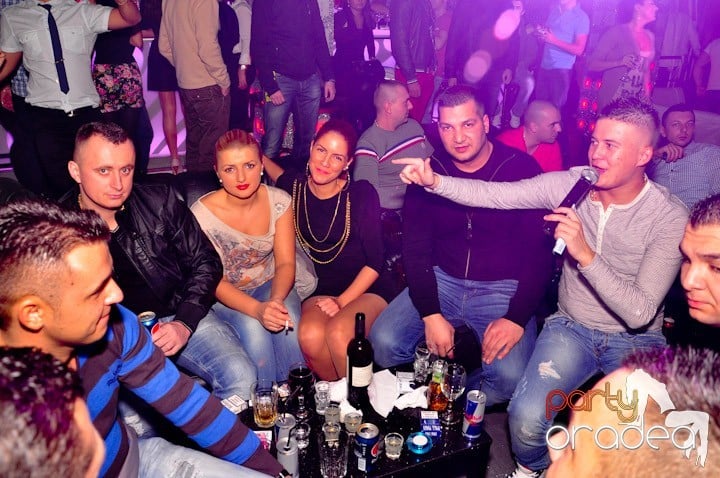 Petrecem până dimineaţa cu Blaga,