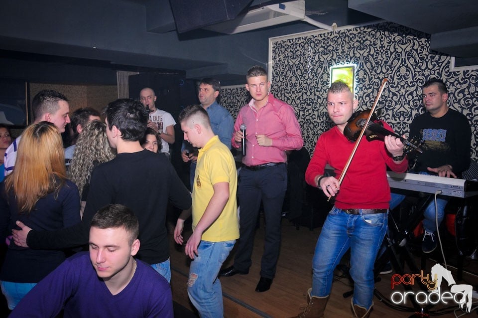 Petrecem până dimineaţa în Life,