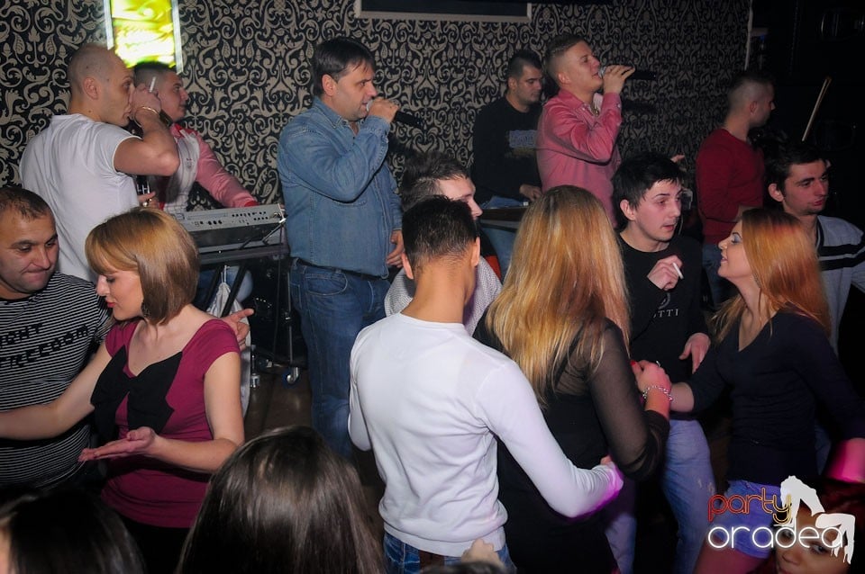 Petrecem până dimineaţa în Life,