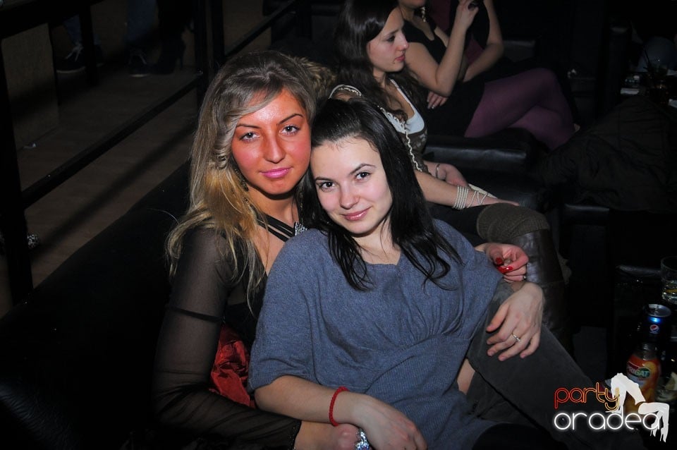 Petrecem până dimineaţa în Life,