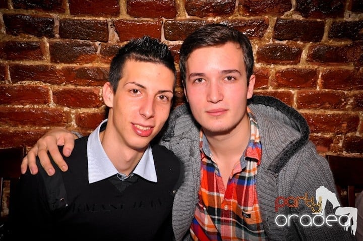 Petrecem toată noaptea, 