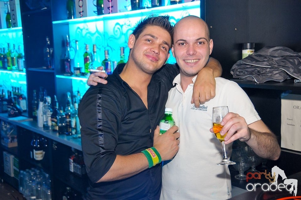 Petrecere alături de Blaga de la Oradea, 