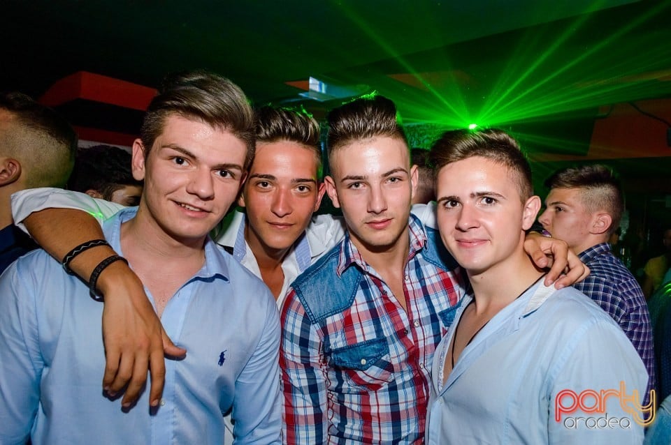 Petrecere alături de Blaga de la Oradea, 
