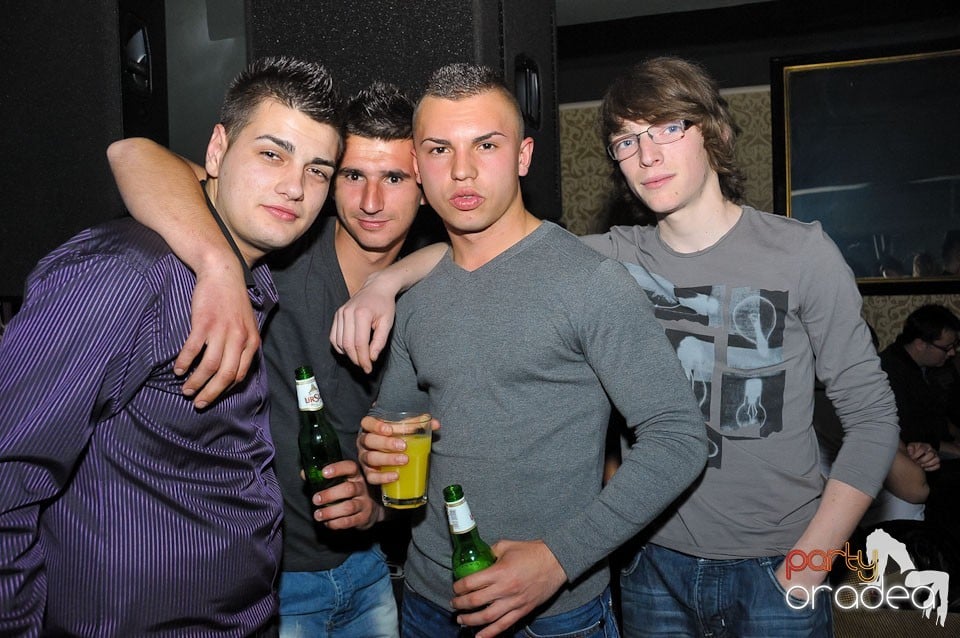 Petrecere alături de Blaga de la Oradea, 