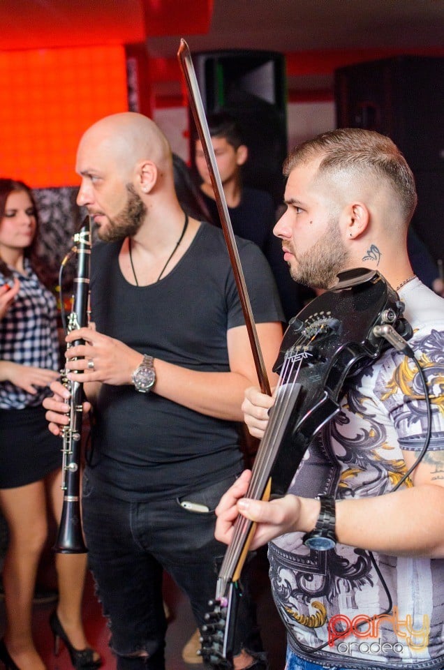 Petrecere alături de Blaga, 