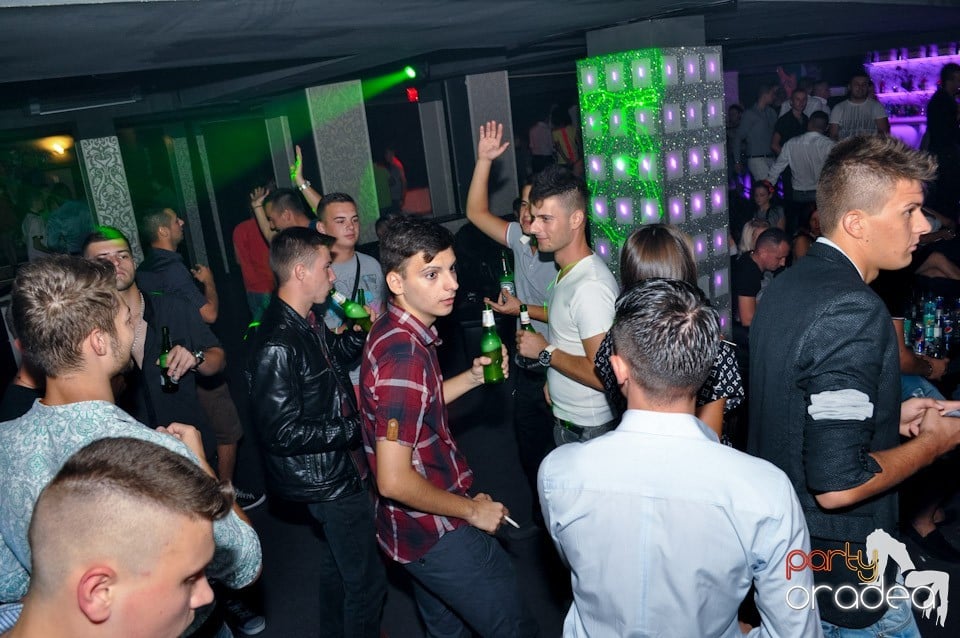 Petrecere alături de Blaga, 