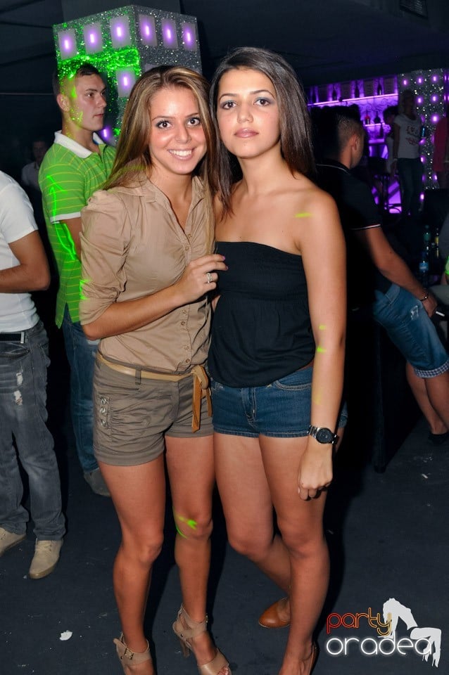 Petrecere alături de Blaga, 