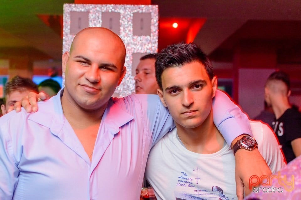Petrecere alături de Blaga,