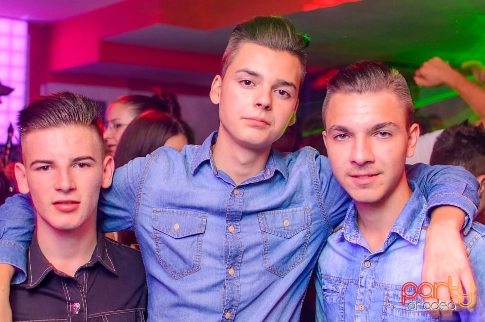 Petrecere alături de Blaga,