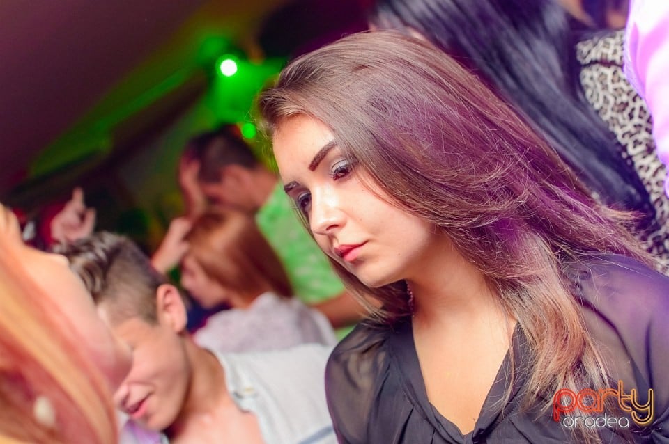 Petrecere alături de Blaga,