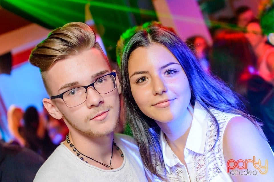 Petrecere alături de Blaga,