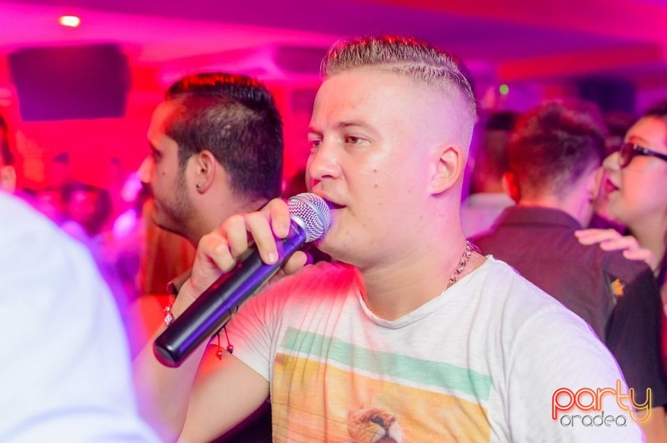 Petrecere alături de Blaga,