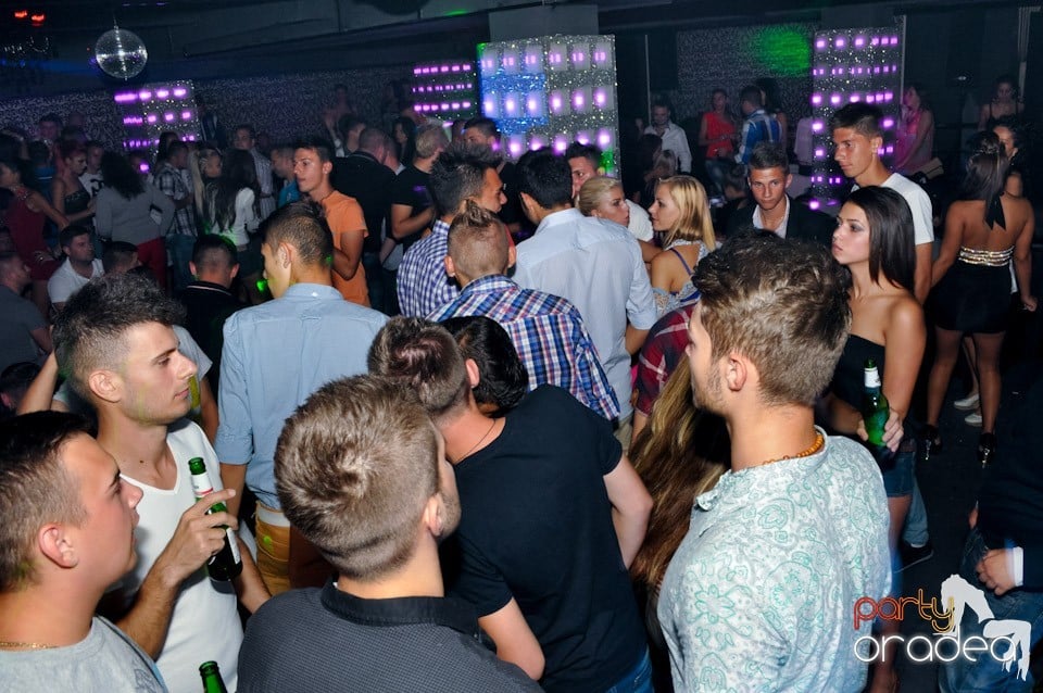 Petrecere alături de Blaga, 