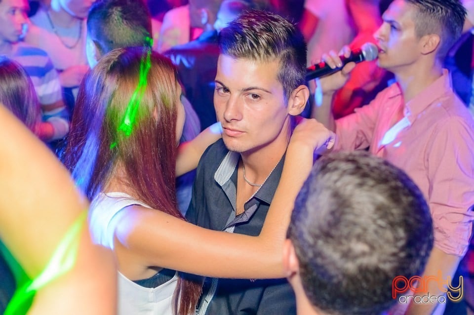 Petrecere alături de Blaga,