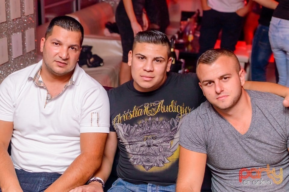 Petrecere alături de Blaga,