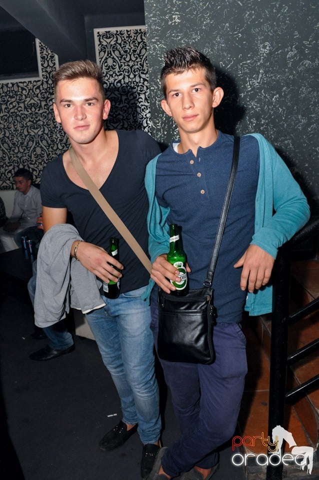 Petrecere alături de Blaga, 