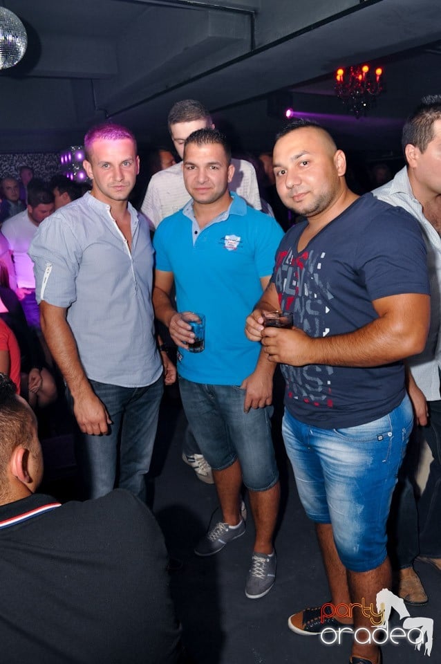 Petrecere alături de Blaga, 