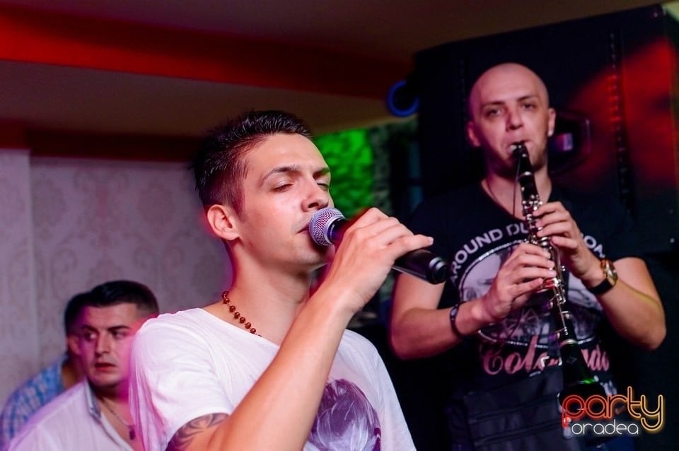 Petrecere alături de Blaga,