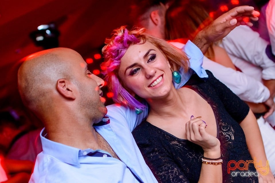 Petrecere alături de Blaga,